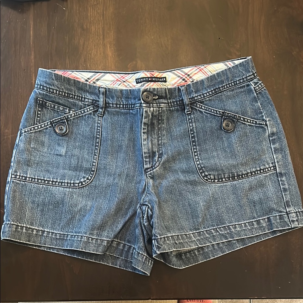Tommy Hilfiger Women's Blue Denim Shorts